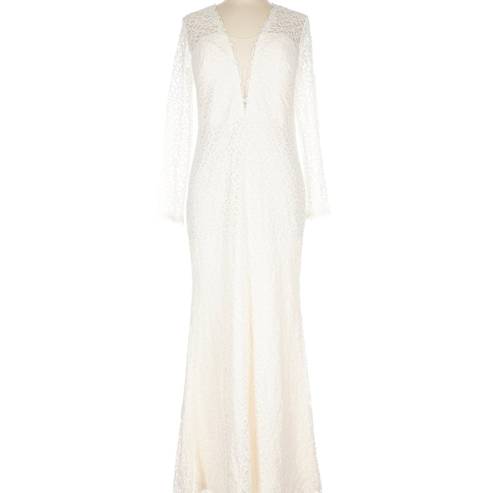 Elegant White Lace Dress